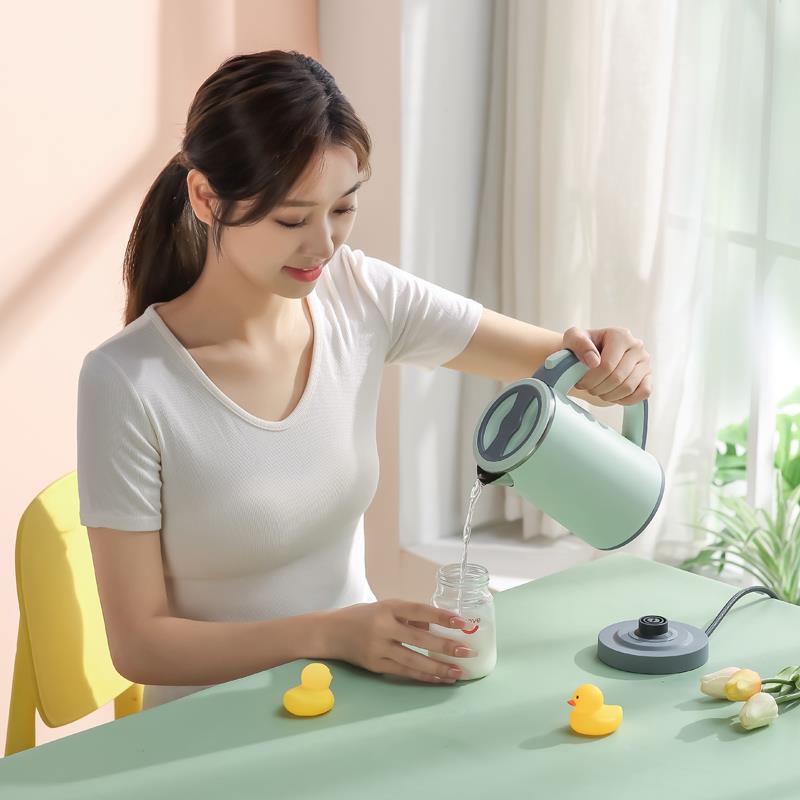 Focustar 电热水壶 800ml 加热水壶1-2人使用【绿色】